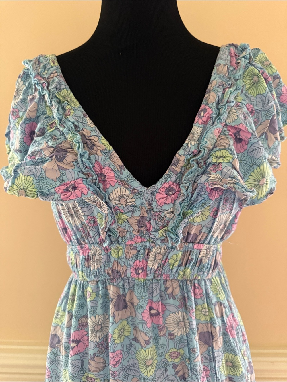 Floral Light Blue V-Neck Maxi Dress with Smocked Waist sz Medium - Picture 4 of 8